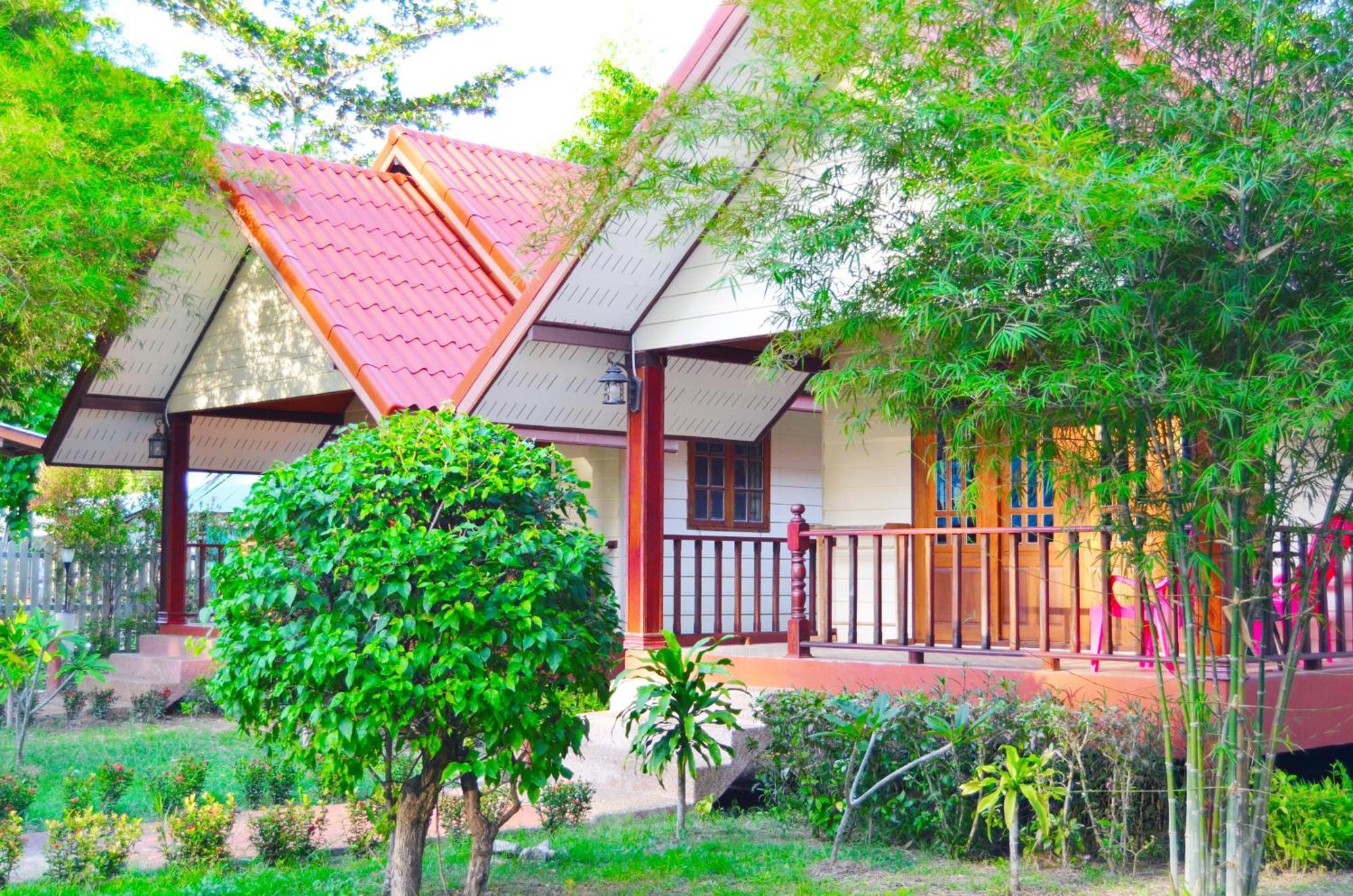 Sayang Beach Resort Ko Lanta Buitenkant foto