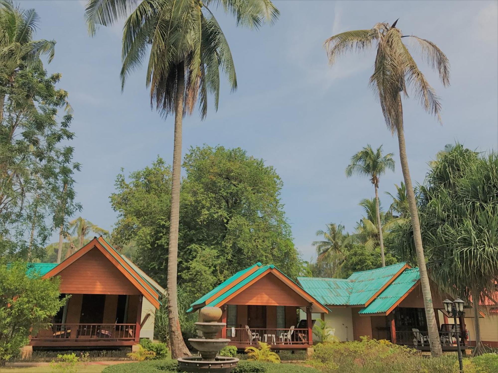 Sayang Beach Resort Ko Lanta Buitenkant foto